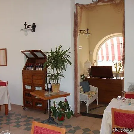 فندق Del Borgo سيستري ليفانتي