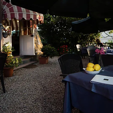 فندق Del Borgo سيستري ليفانتي