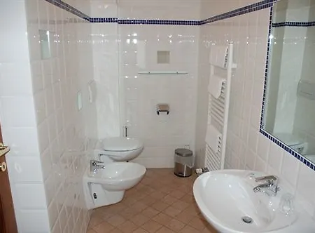 Hotell Del Borgo 3*